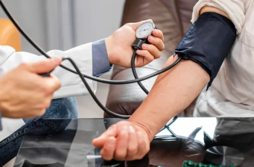 dehydration cause high blood pressure